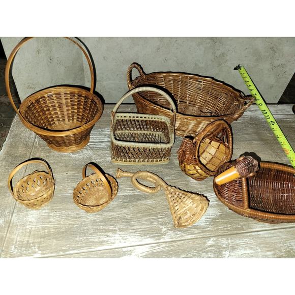 8 Mini And Small Vtg Baskets Chicken Duck Horn And More - Picture 1 of 8